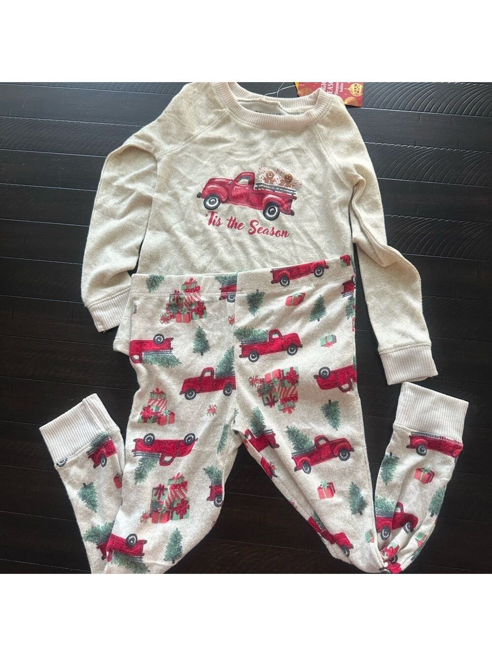 Magic Cream and Red Pajama Set with Heart Pattern